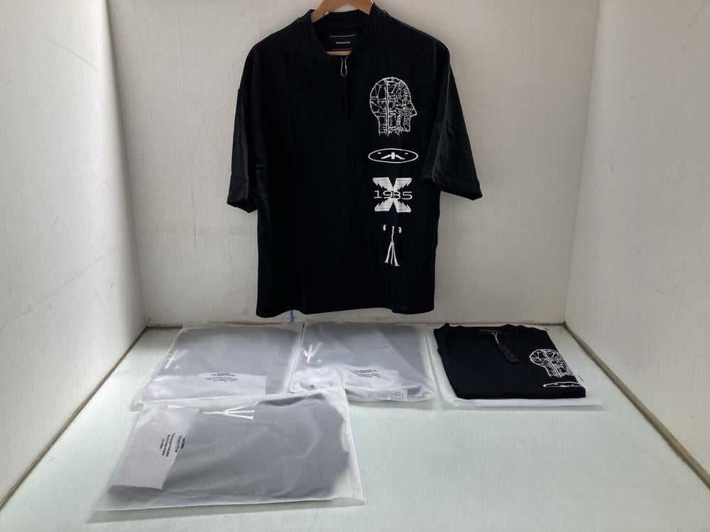 5 X ONE NINE EIGHT FIVE BLACK 1985 DESIGN T SHIRTS