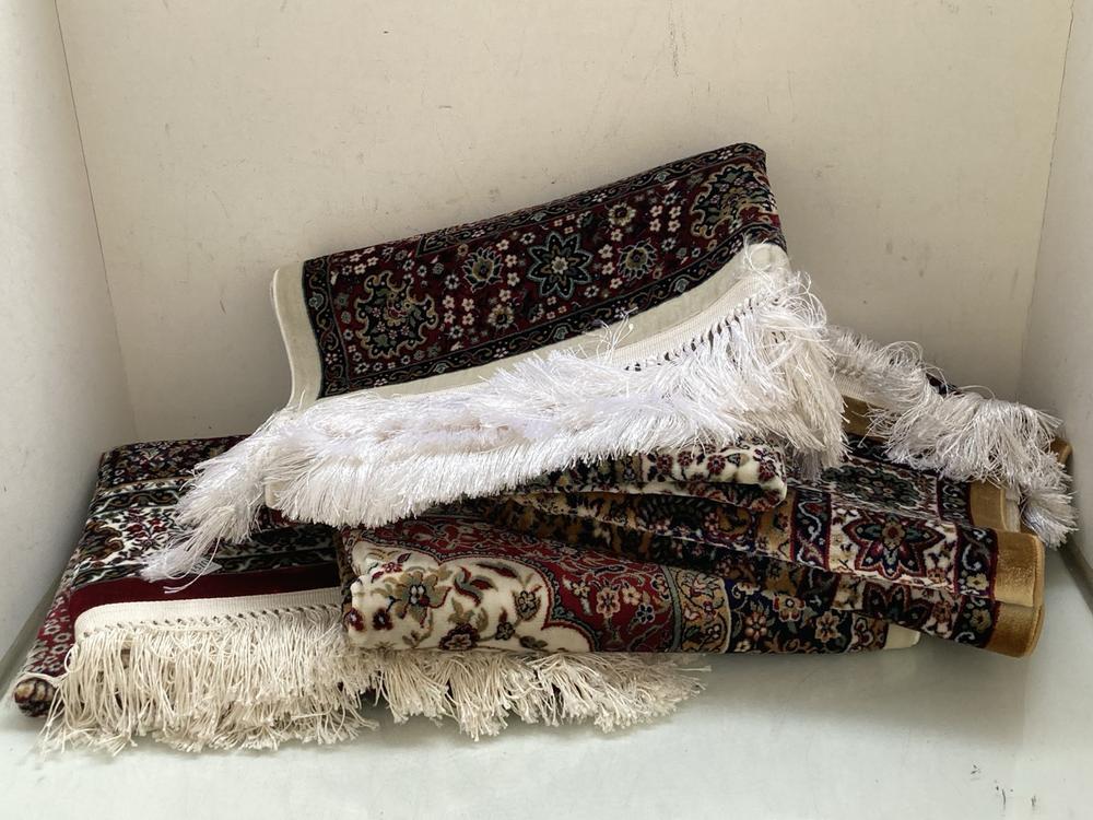 4 X ASSORTED LARGE RUGS: LOCATION - B59