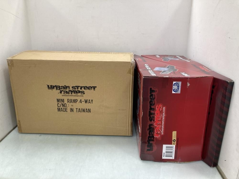 BOX OF 2 URBAN STREET MINI 4 WAY SKATEBOARD RAMPS: