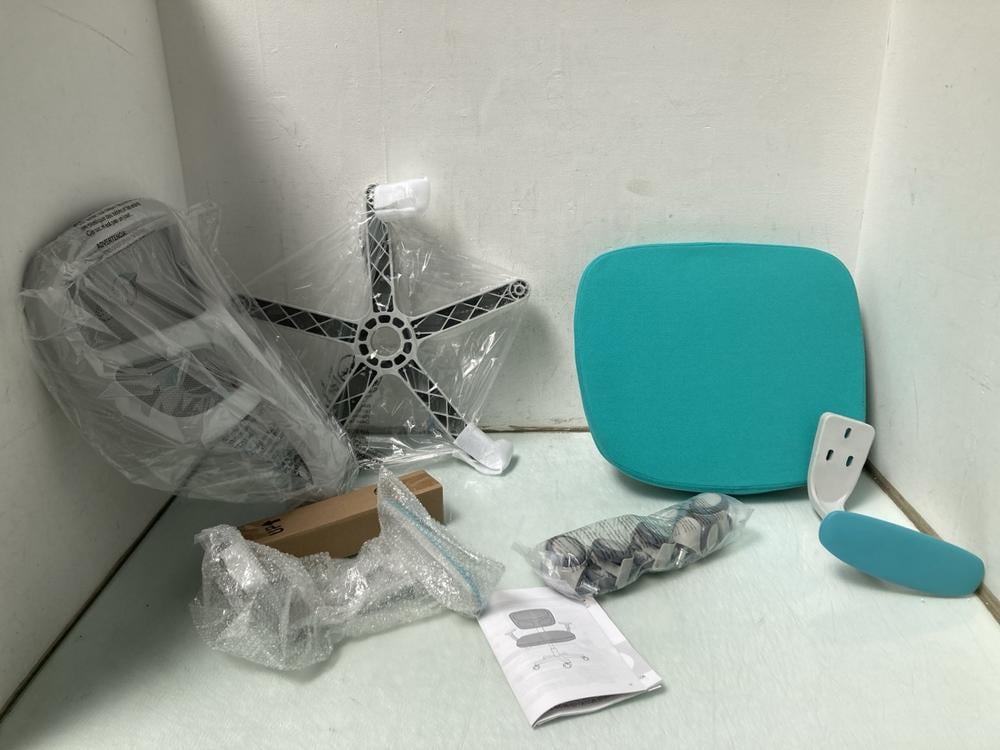 SKROUTZ KIDS DESK CHAIR IN TURQUOISE MODEL: HY1025