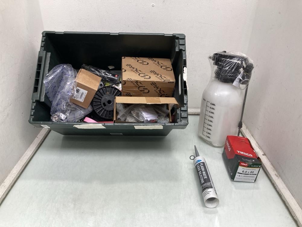 QTY OF ASSORTED HARDWARE ITEMS TO INCLUDE HAND PUM