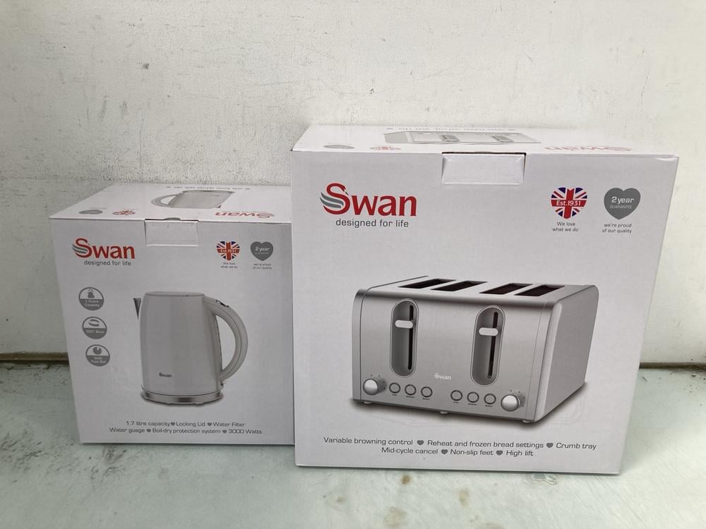 SWAN 1.7 LITRE WHITE JUG KETTLE TO INCLUDE SWAN FO