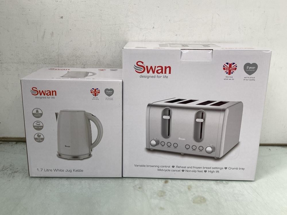 SWAN 1.7 LITRE WHITE JUG KETTLE TO INCLUDE SWAN FO