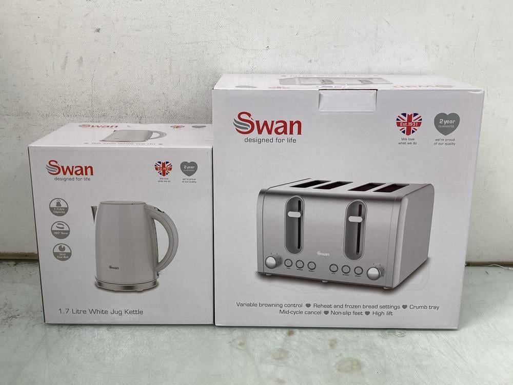 SWAN 1.7 LITRE WHITE JUG KETTLE TO INCLUDE SWAN FO