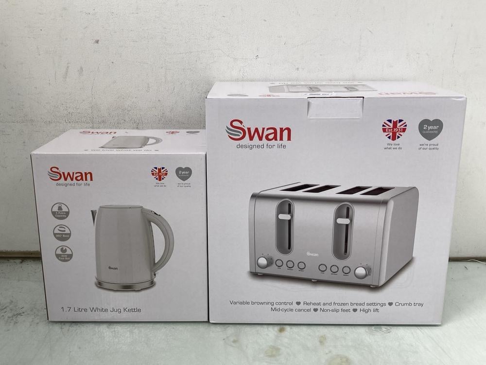 2 X SWAN 1.7 LITRE WHITE JUG KETTLE TO INCLUDE 2 X