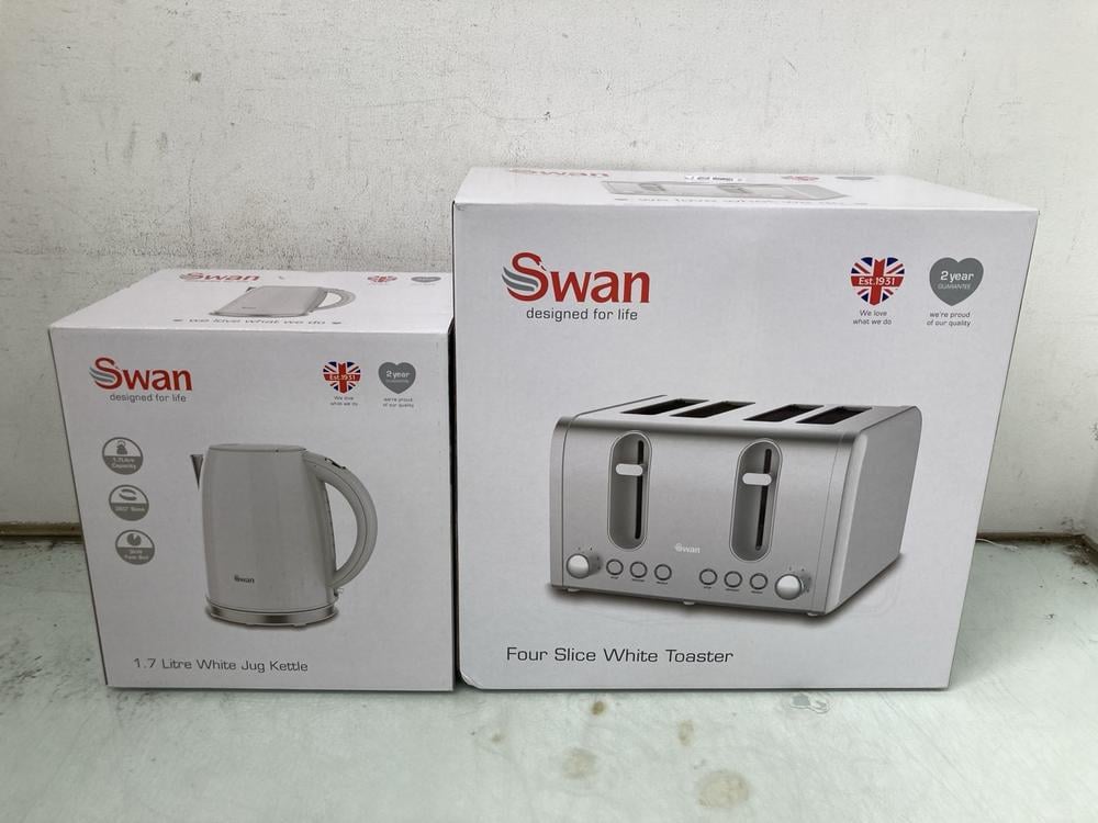 SWAN 1.7 LITRE WHITE JUG KETTLE TO INCLUDE SWAN FO