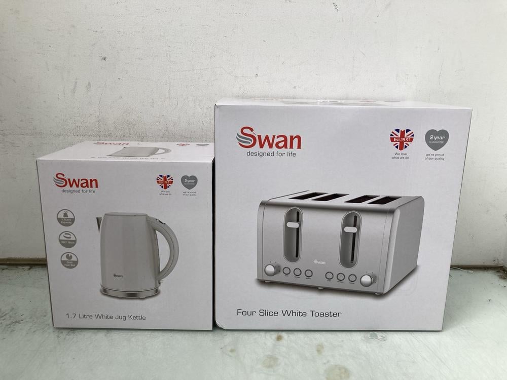 SWAN 1.7 LITRE WHITE JUG KETTLE TO INCLUDE SWAN FO