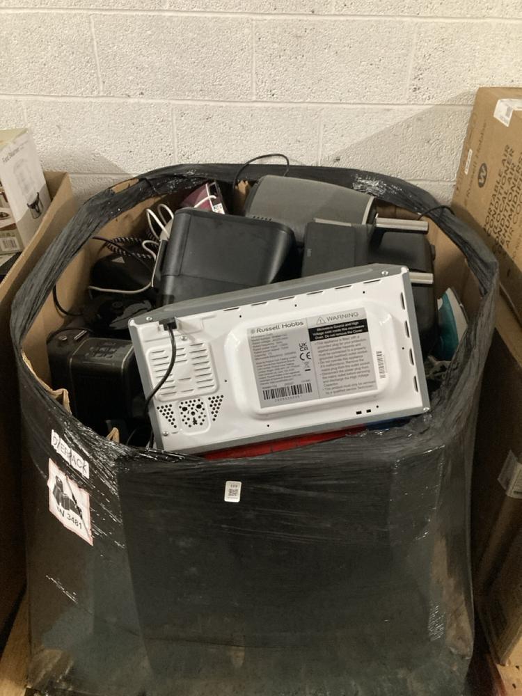 PALLET OF VARIOUS KITCHEN ITEMS TO INCLUDE RUSSELL