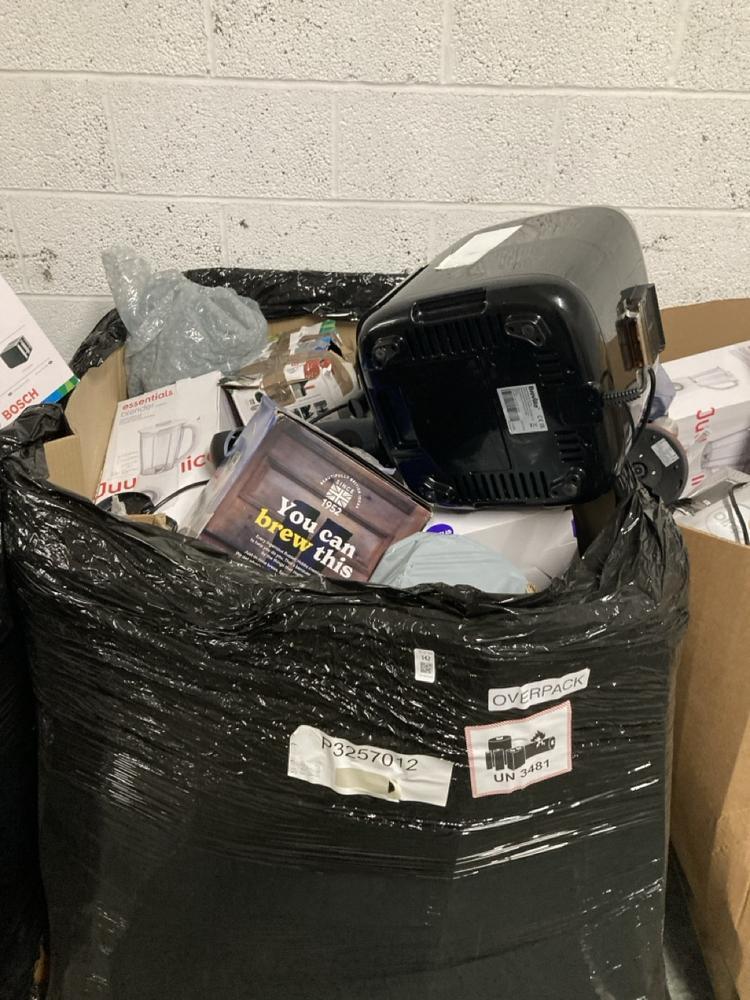 PALLET OF VARIOUS KITCHEN ITEMS TO INCLUDE RUSSELL