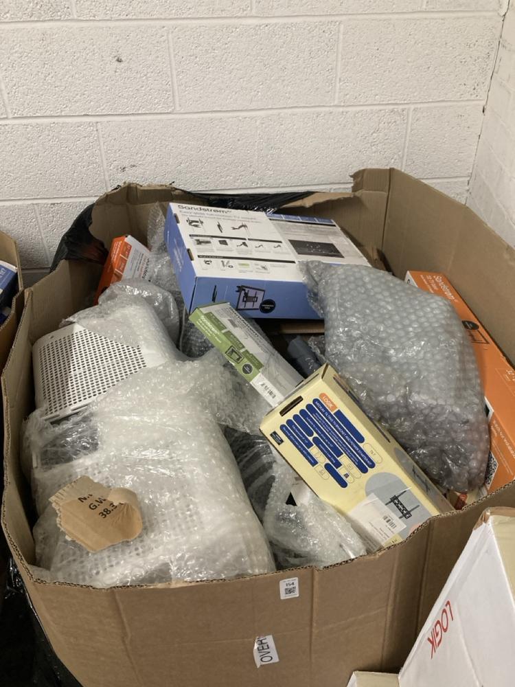 PALLET OF ITEMS TO INCLUDE SANDSTROM EASY GLIDE FU