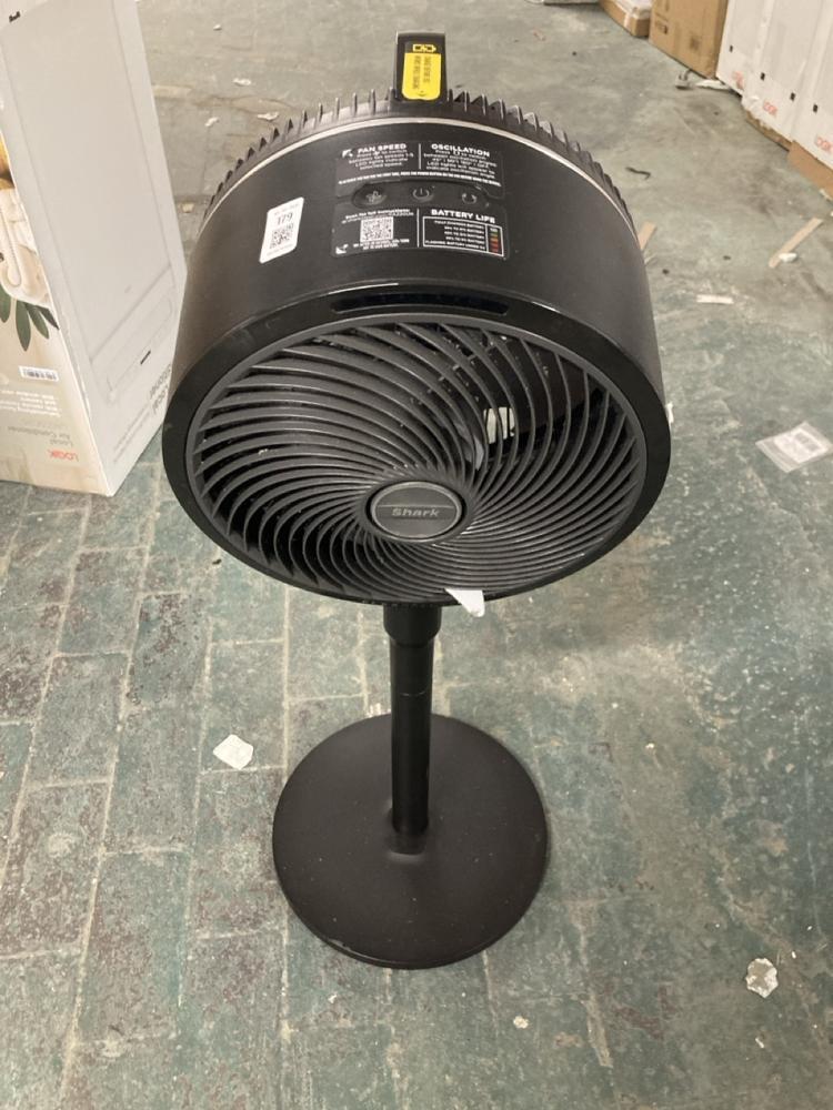 SHARK FLEX BREEZE FAN