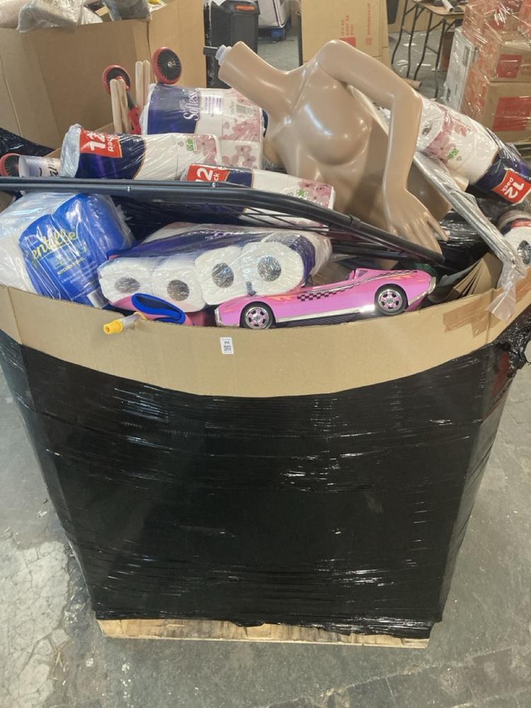 PALLET OF ITEMS TO INCLUDE SKUTTLE BUG (COLLECTION