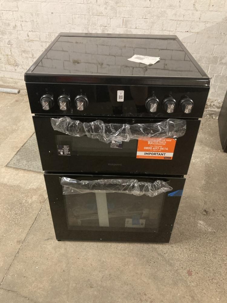 HOTPOINT FREESTANDING COOKER MODEL NO: HDE6VDB1