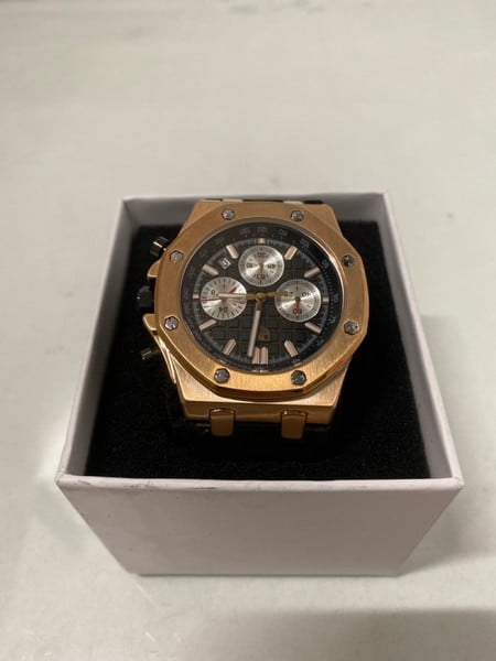 SENSTONE MEN'S WRIST WATCH WITH BLACK SILICONE STR