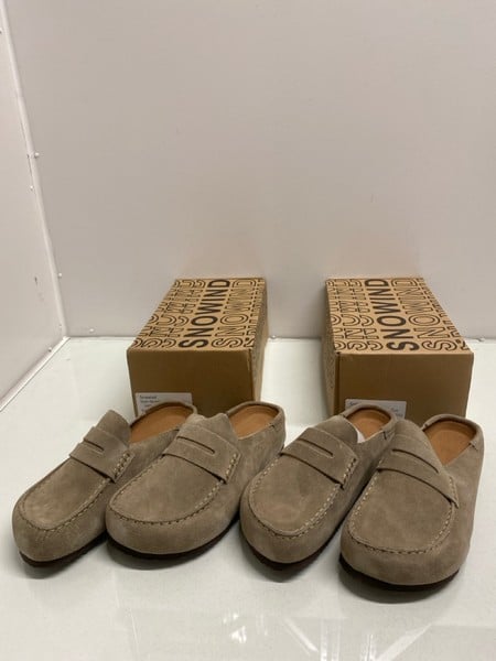 2 X PAIRS OF SNOWIND TAUPE CLOGS - BOTH EU SIZE 39