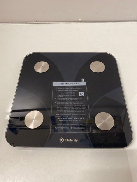 ETEKCITY SMART FITNESS SCALE MODEL: FIT 8S (MPSE55