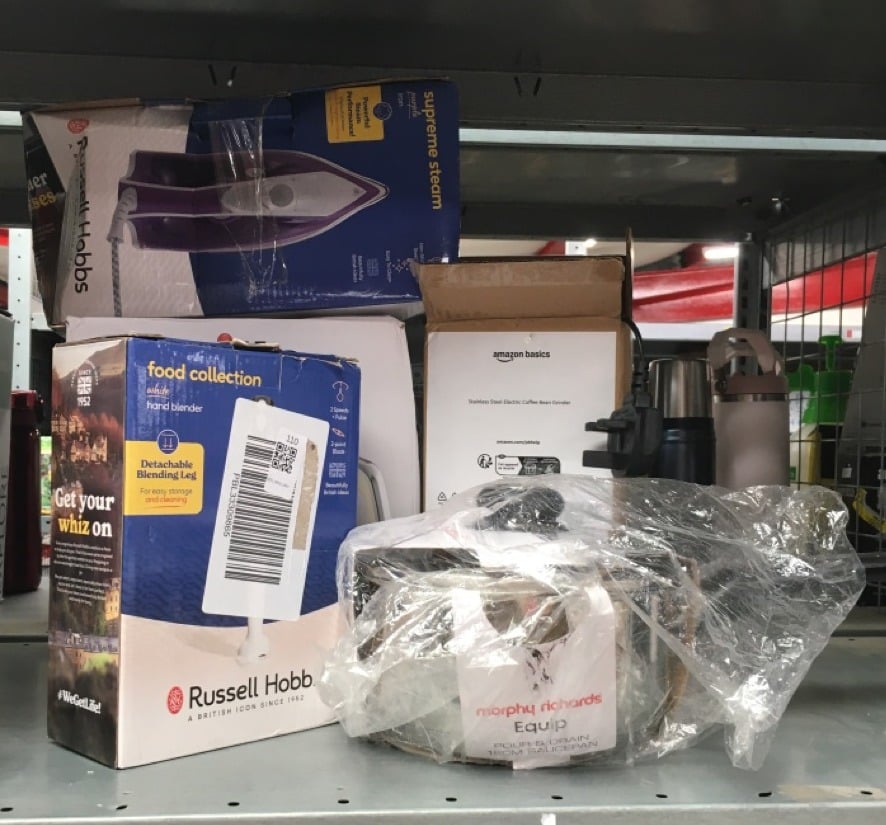 QUANTITY OF KITCHEN & APPLIANCES ITEMS TO INCLUDE 