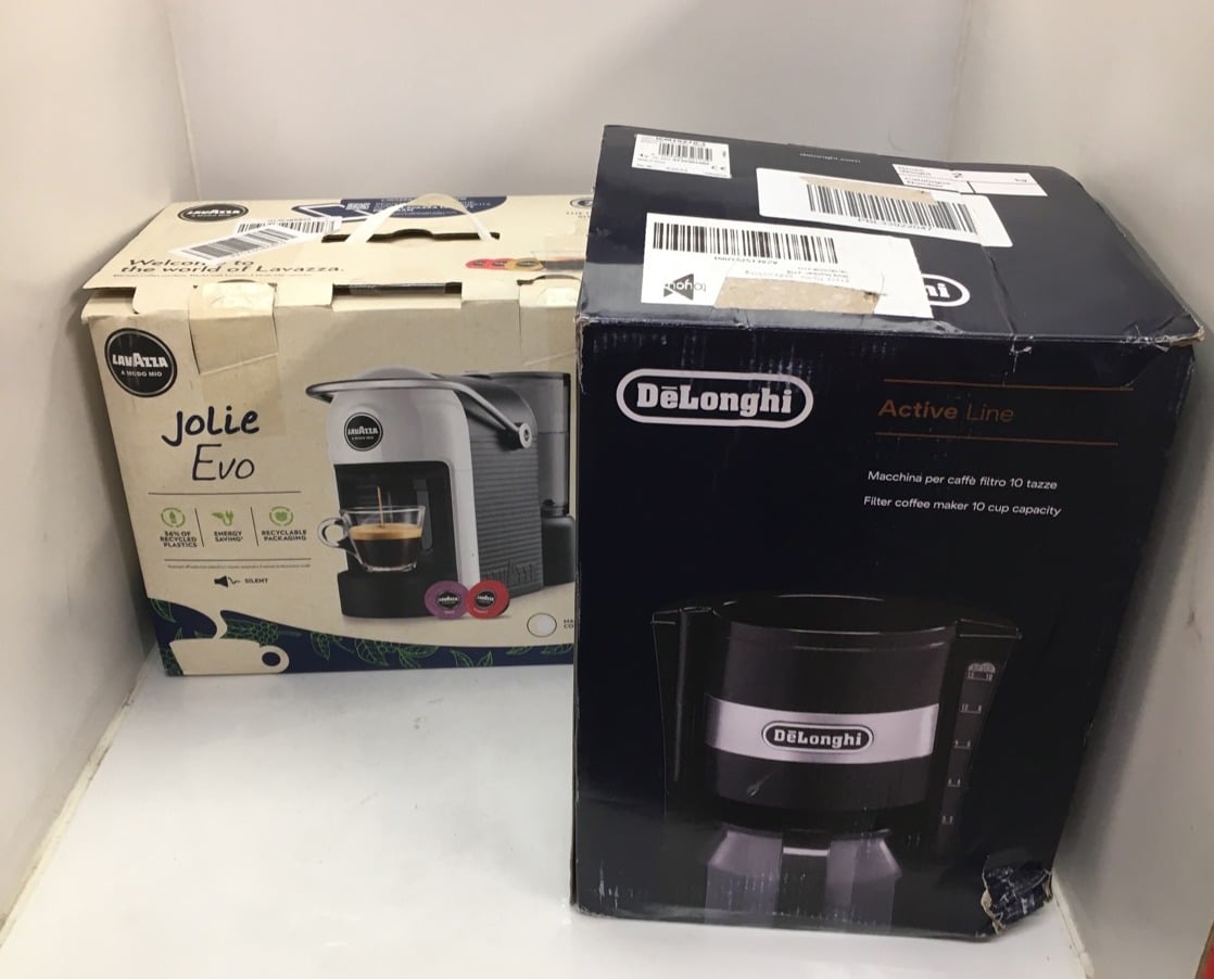 DELONGHI STILOSA ESPRESSO MAKER + LAVAZZA COFFEE M