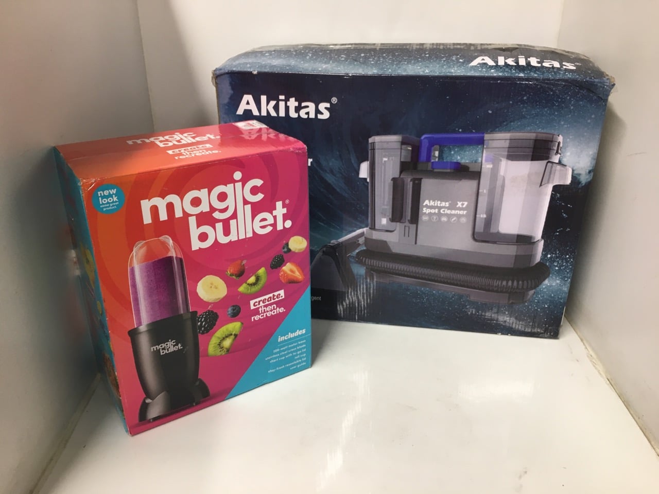 MAGIC BULLET BLENDER + AKITAS X7 SPOT CLEANER: LOC