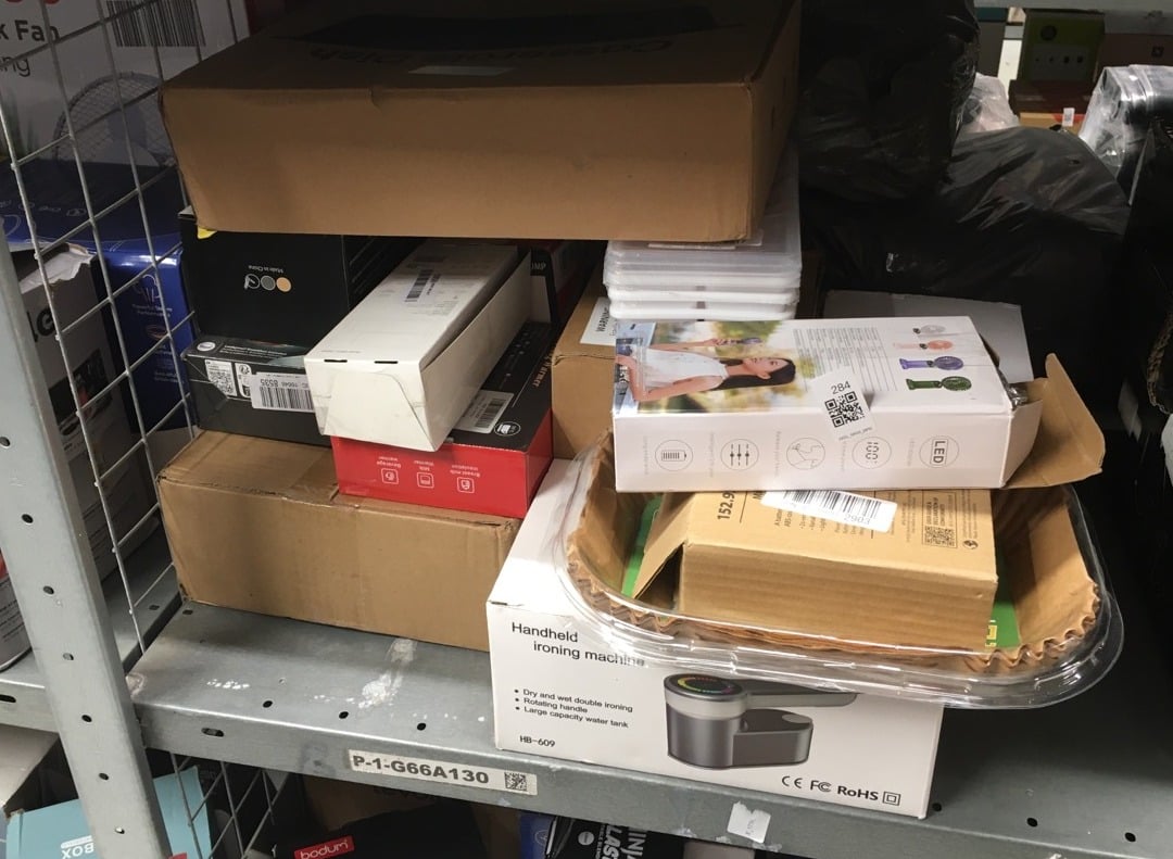 QUANTITY OF KITCHEN & APPLIANCES ITEMS TO INCLUDE 