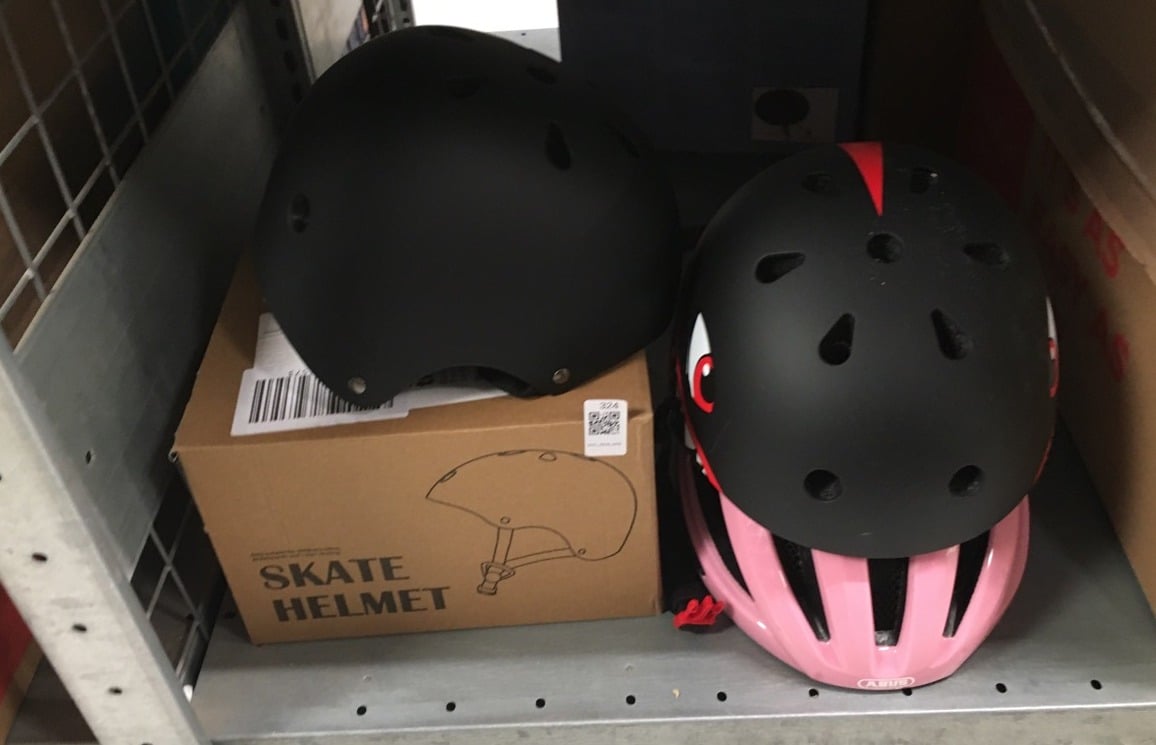QUANTITY OF SPORT & EXERCISE ITEMS TO INCLUDE KIDS
