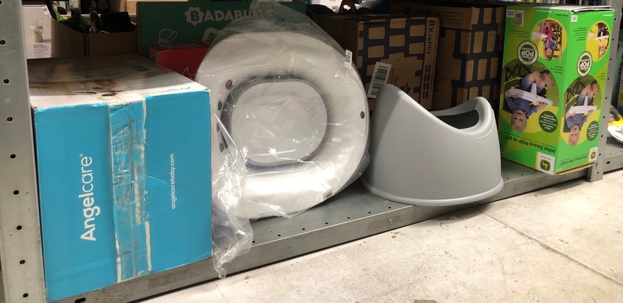 QUANTITY OF BABY & TODDLER ITEMS TO INCLUDE BRIGHT