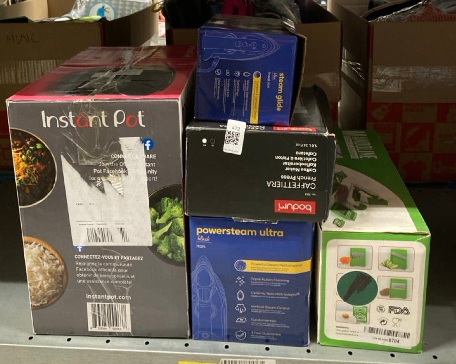 QUANTITY OF KITCHEN & APPLIANCES ITEMS TO INCLUDE 