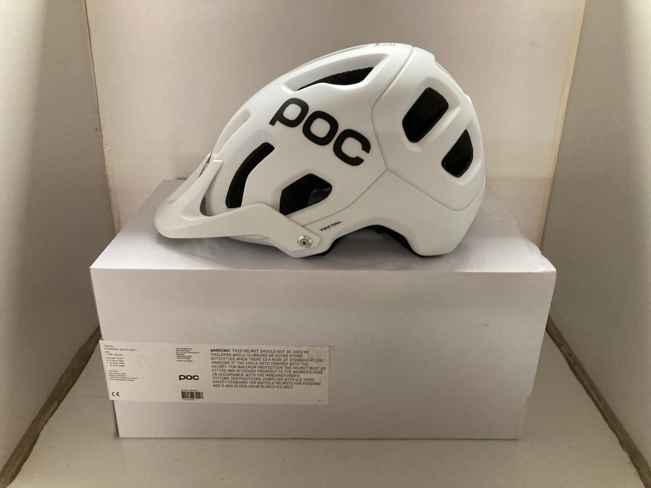 POC TECTAL – ULTRALIGHT MTB TRAIL & ENDURO HELMET 