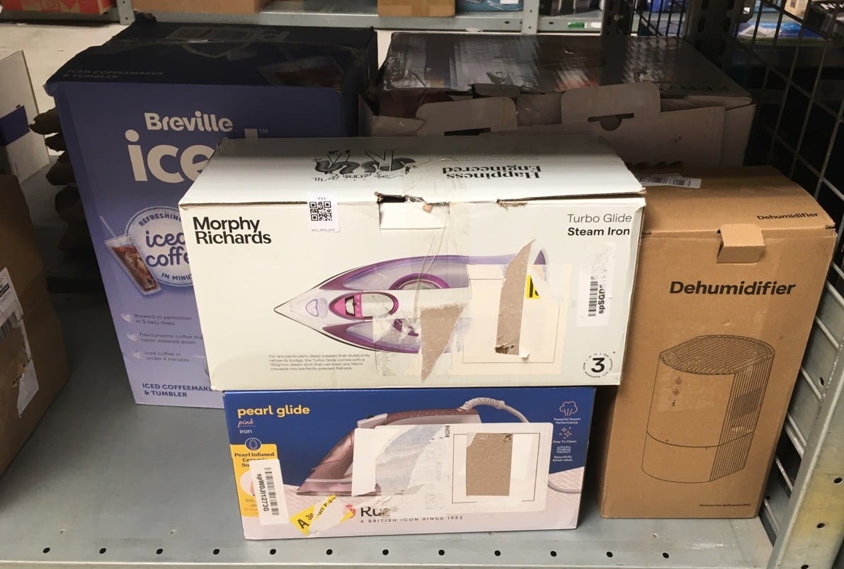 QUANTITY OF KITCHEN & APPLIANCES ITEMS TO INCLUDE 