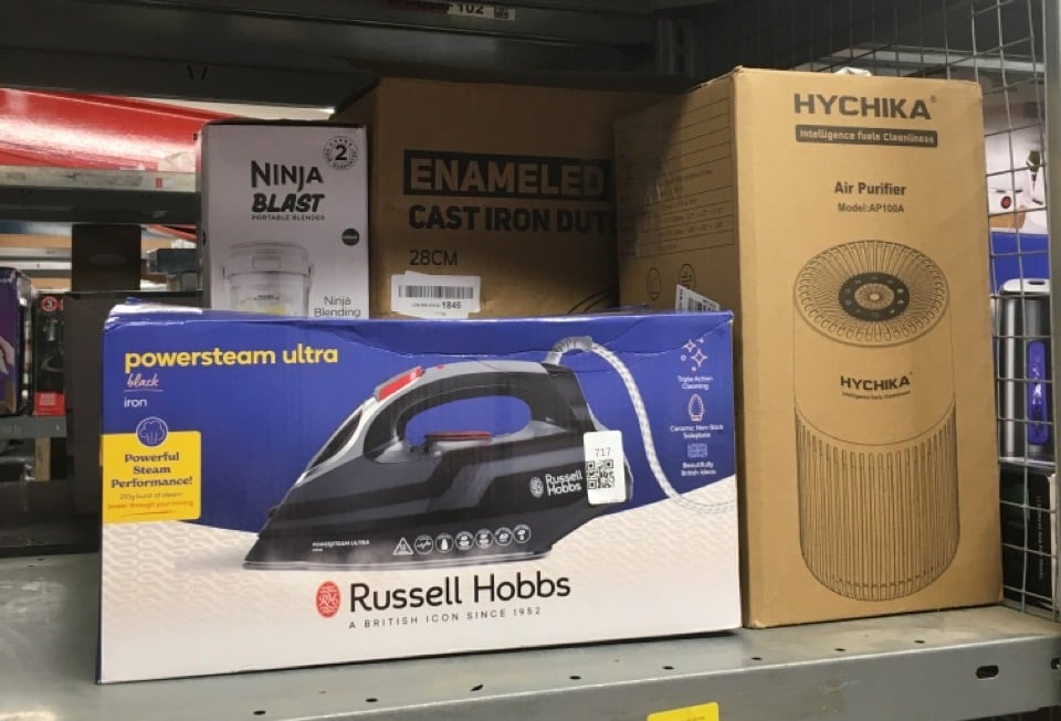 QUANTITY OF KITCHEN & APPLIANCES ITEMS TO INCLUDE 