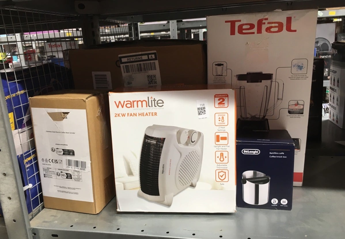 QUANTITY OF KITCHEN & APPLIANCES ITEMS TO INCLUDE 