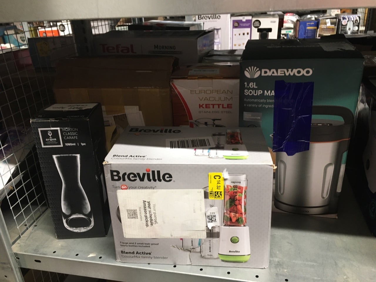 QUANTITY OF KITCHEN & APPLIANCES ITEMS TO INCLUDE 