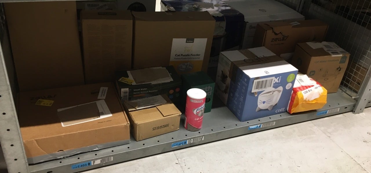 QUANTITY OF PET PRODUCTS ITEMS TO INCLUDE EARTH RA