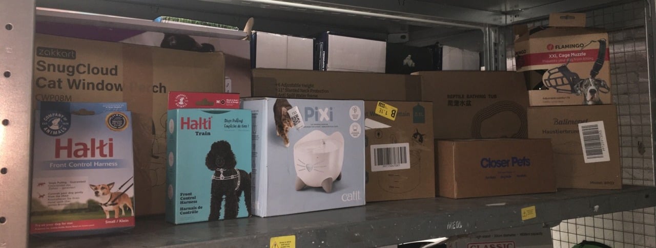 QUANTITY OF PET PRODUCTS ITEMS TO INCLUDE HALTI FR