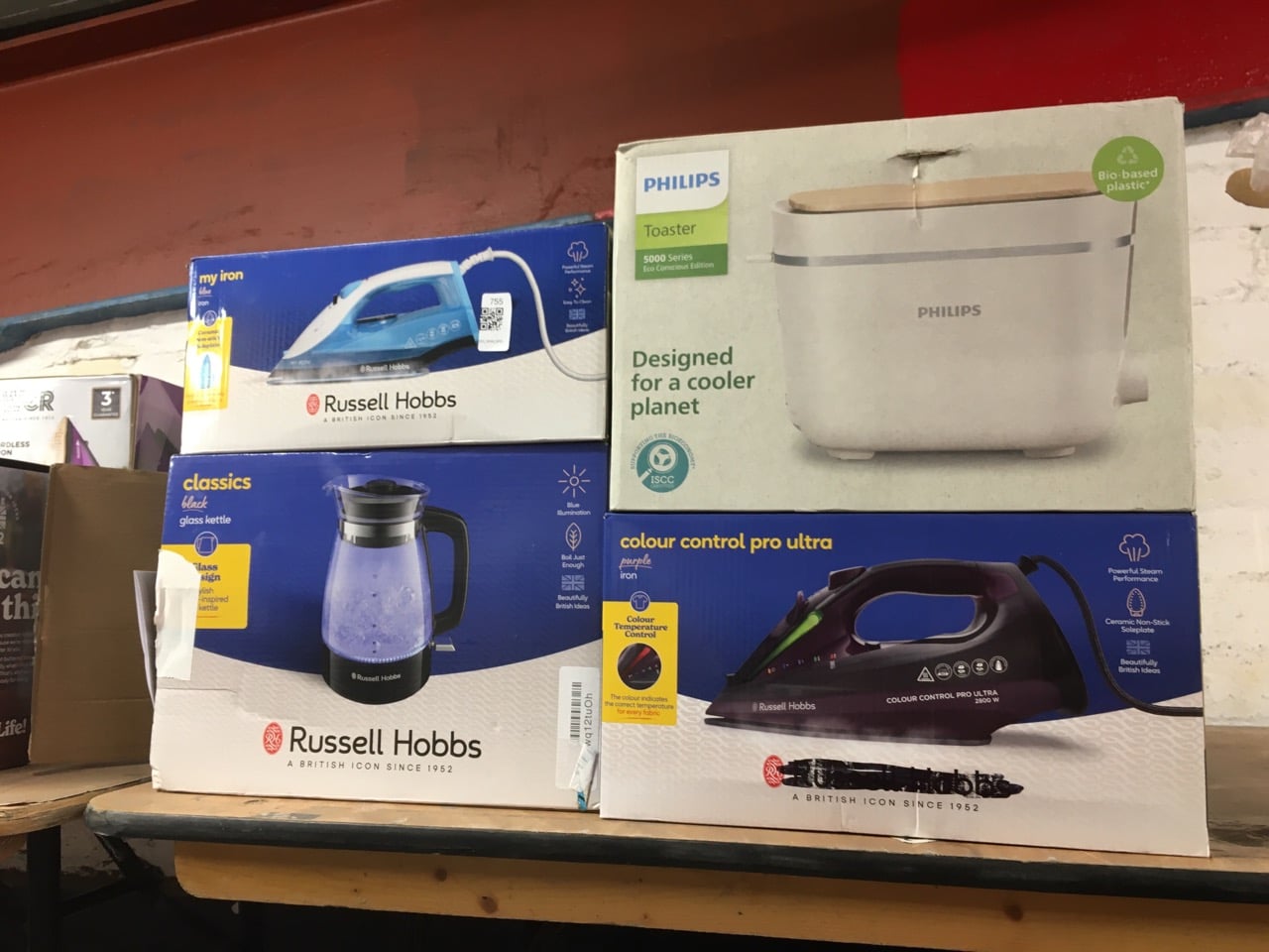 QUANTITY OF KITCHEN & APPLIANCES ITEMS TO INCLUDE 