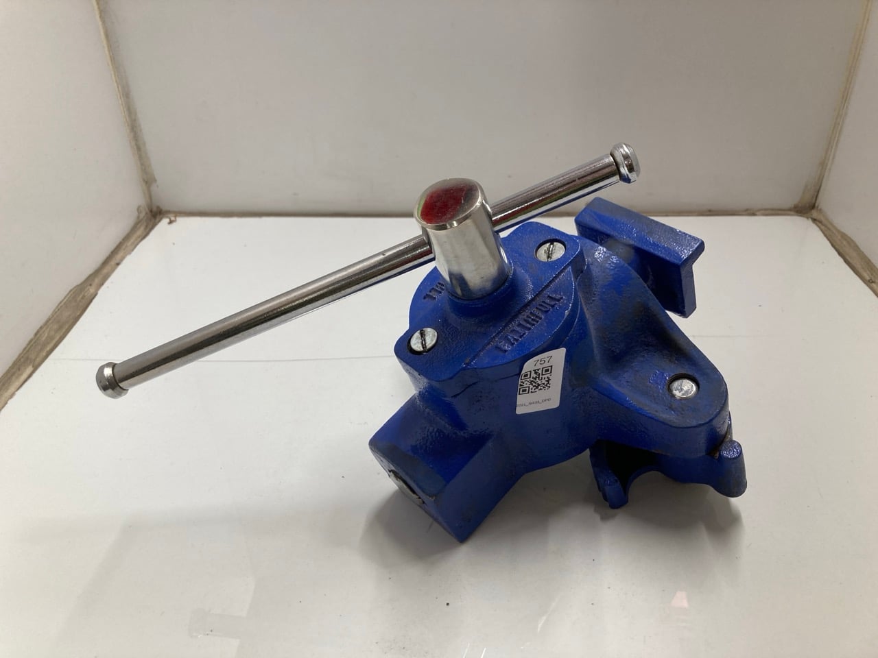 EXTERNAL GEAR PUMP KCB SERIES : LOCATION - TABLES