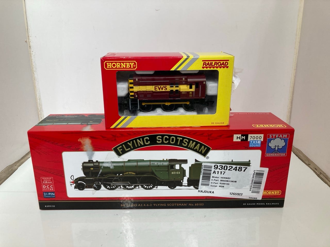 HORNBY R30430 RAILROAD: CLASS 08 - EWS - 08512 DIE