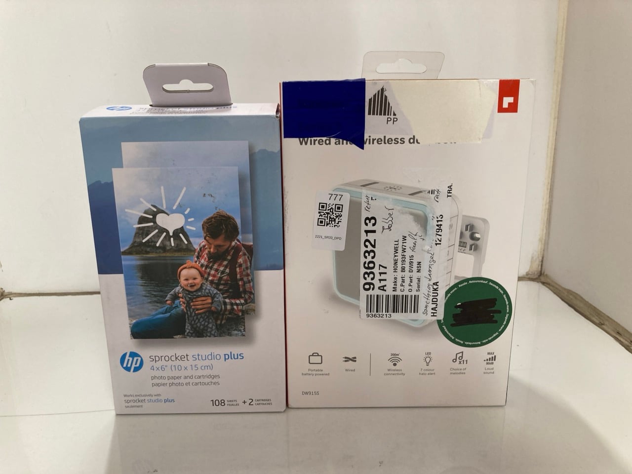 HP SPROCKET STUDIO PLUS 4 X 6” PHOTO PAPER AND CAR