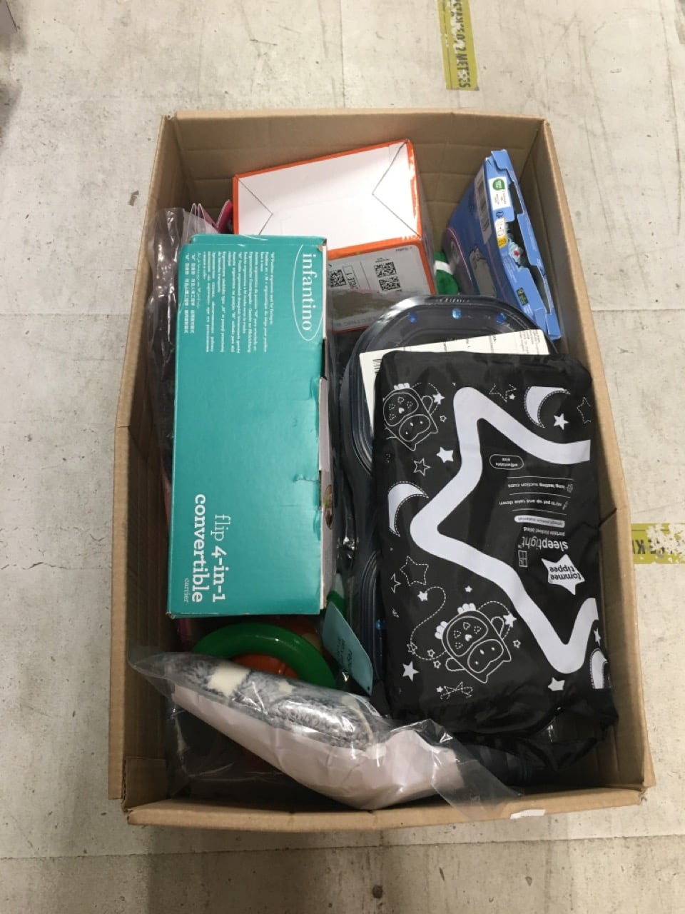 QUANTITY OF BABY & TODDLER ITEMS TO INCLUDE BRIGHT