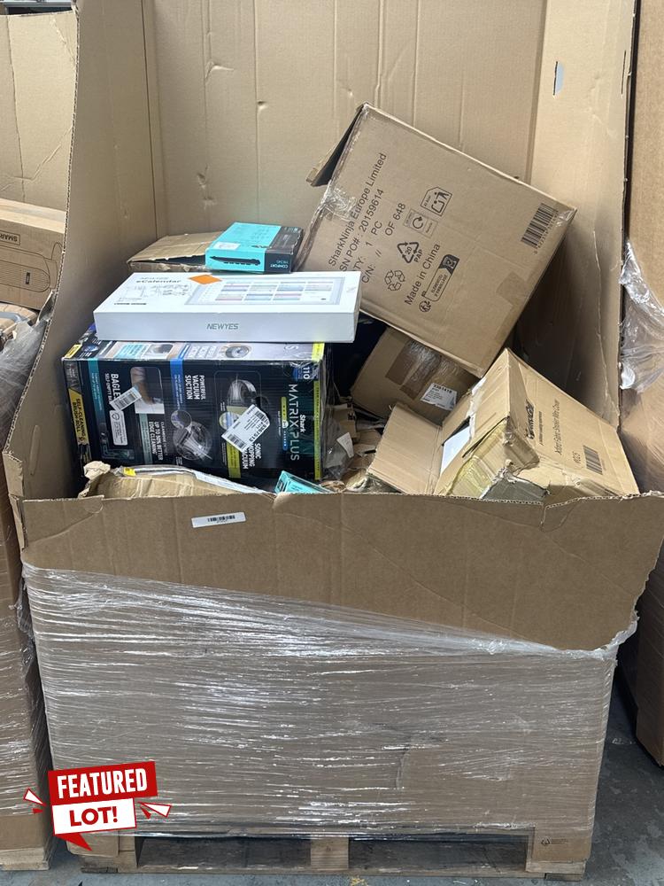 PALLET OF TECH ACCESSORIES. [JPTC97471] (LOCATION:
