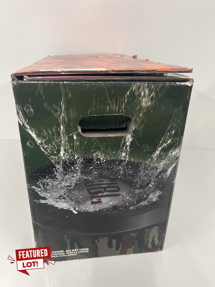 JBL BOOMBOX SPEAKER IN CAMOFLAUGE. (WITH BOX) [JPT