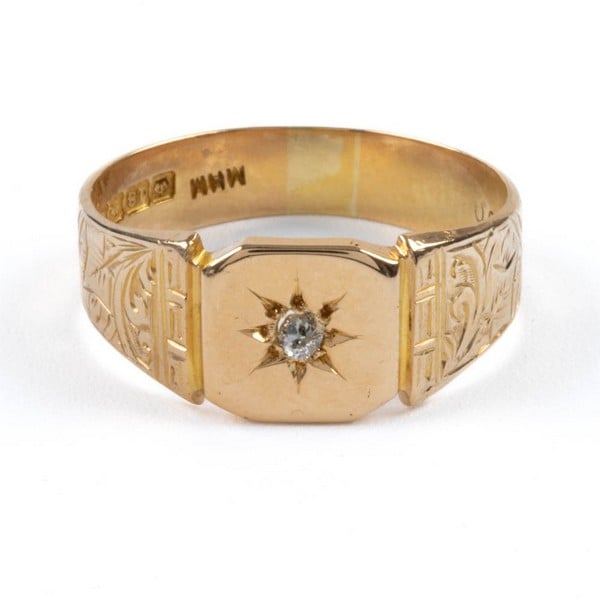 18ct Yellow Gold Diamond Signet Ring, Size Y, 7.24