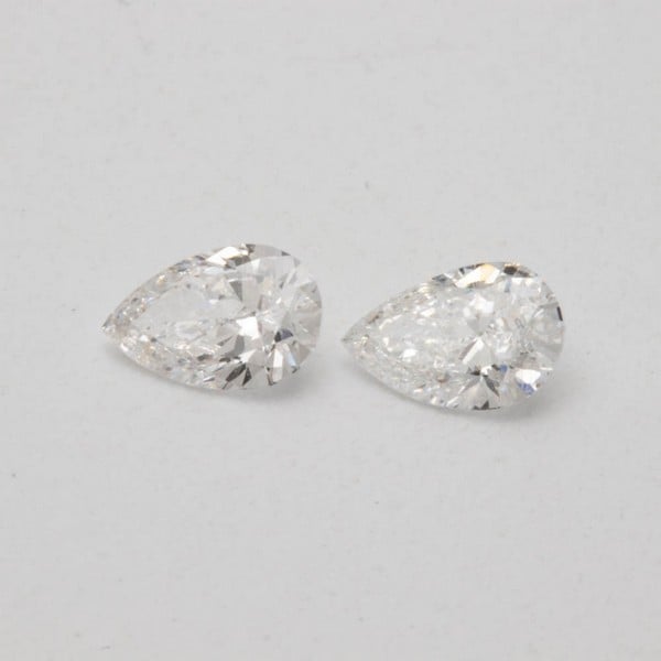 0.61ct total Laboratory Grown Diamond Pear-cut Pai