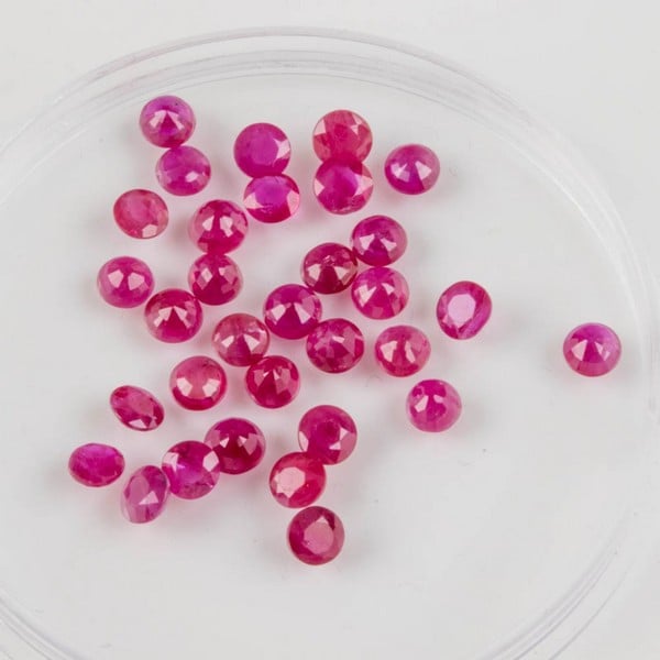 7.09ct Ruby Faceted Round-cut Parcel of Gemstones,