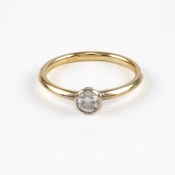 18ct Yellow and White Gold 0.33ct Diamond Solitair