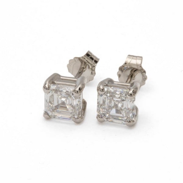 Platinum 950 2.05ct total Laboratory Grown Round B