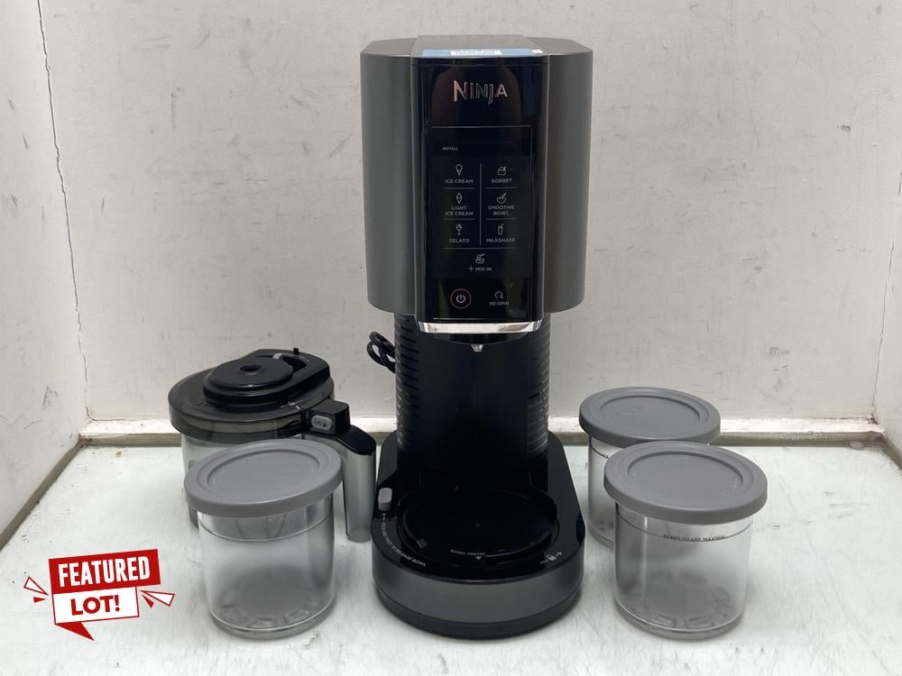 NINJA ICE CREAM MAKER IN BLACK/SILVER: MODEL NC300
