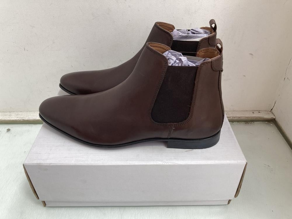 FIND ALBANY LEATHER MENS CHELSEA BOOTS IN CHOCOLAT