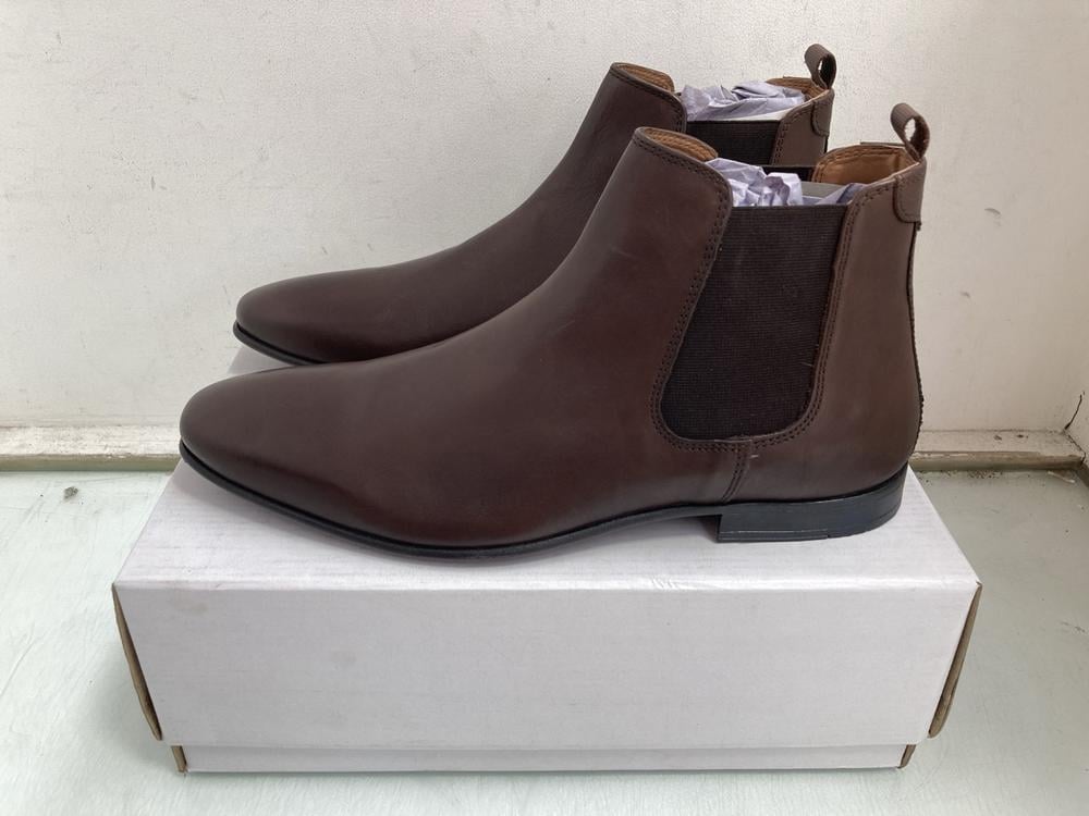 FIND ALBANY LEATHER MENS CHELSEA BOOTS IN CHOCOLAT