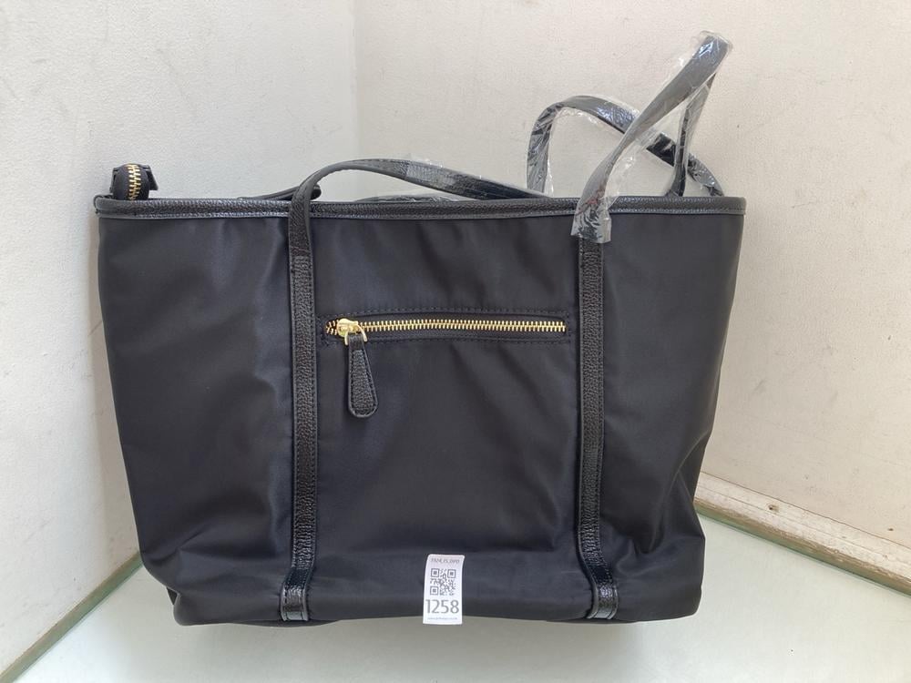 BLACK TOTE BAG: LOCATION - BR5
